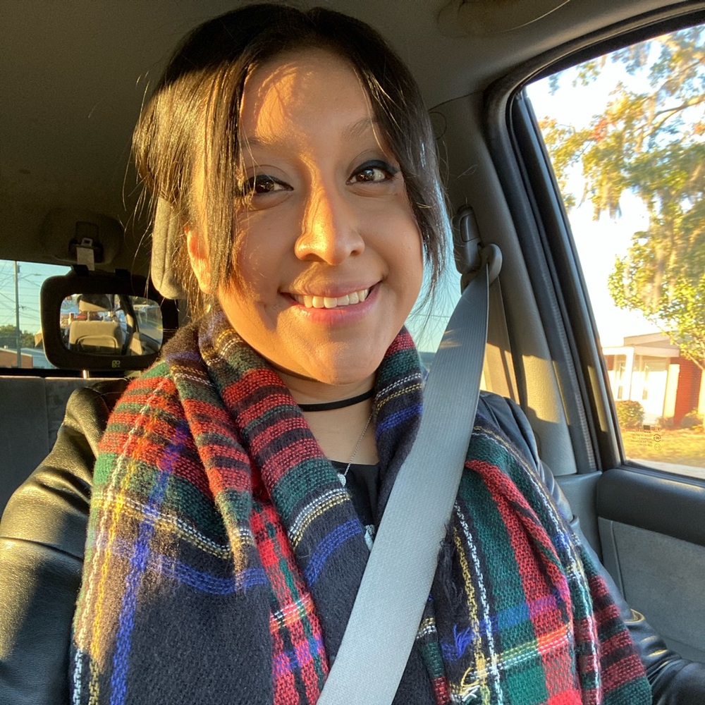 Meet your Posher, Kenia